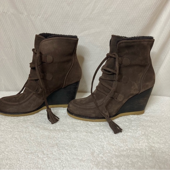 Lands’ End Brown Leather Suede Tassel Wedge Boots size 7.5 - Picture 3 of 8